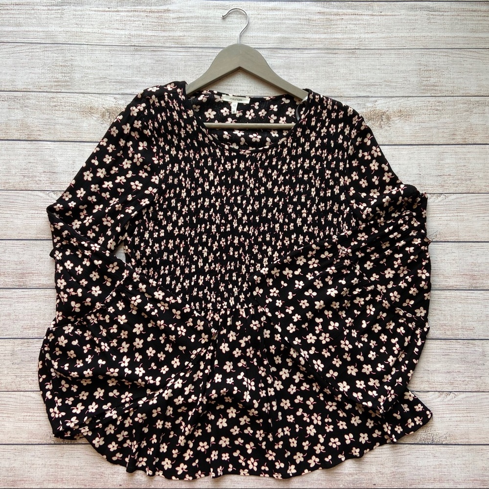 Floral Bell Sleeve Top